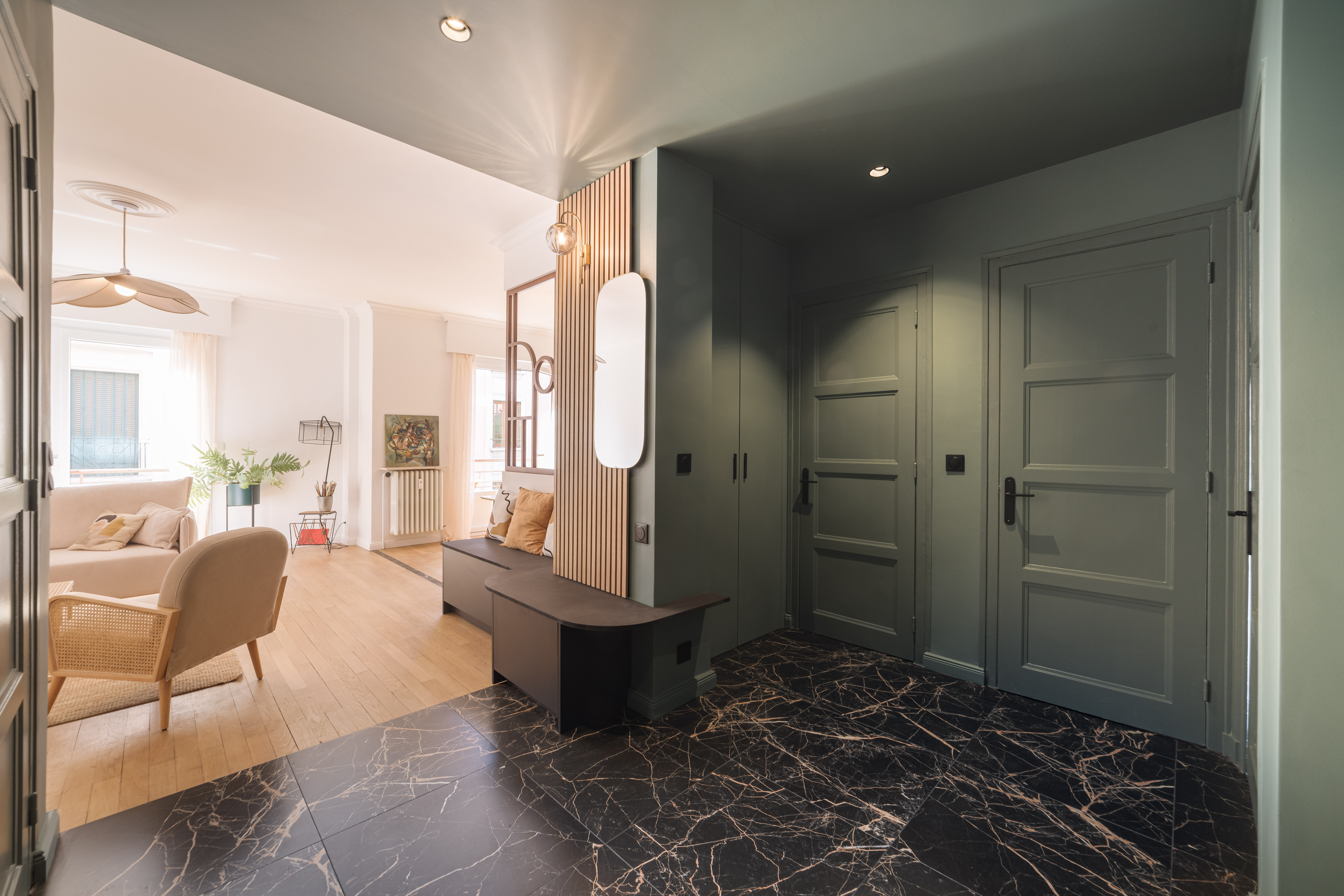 HQ - Rue de la Paix-77